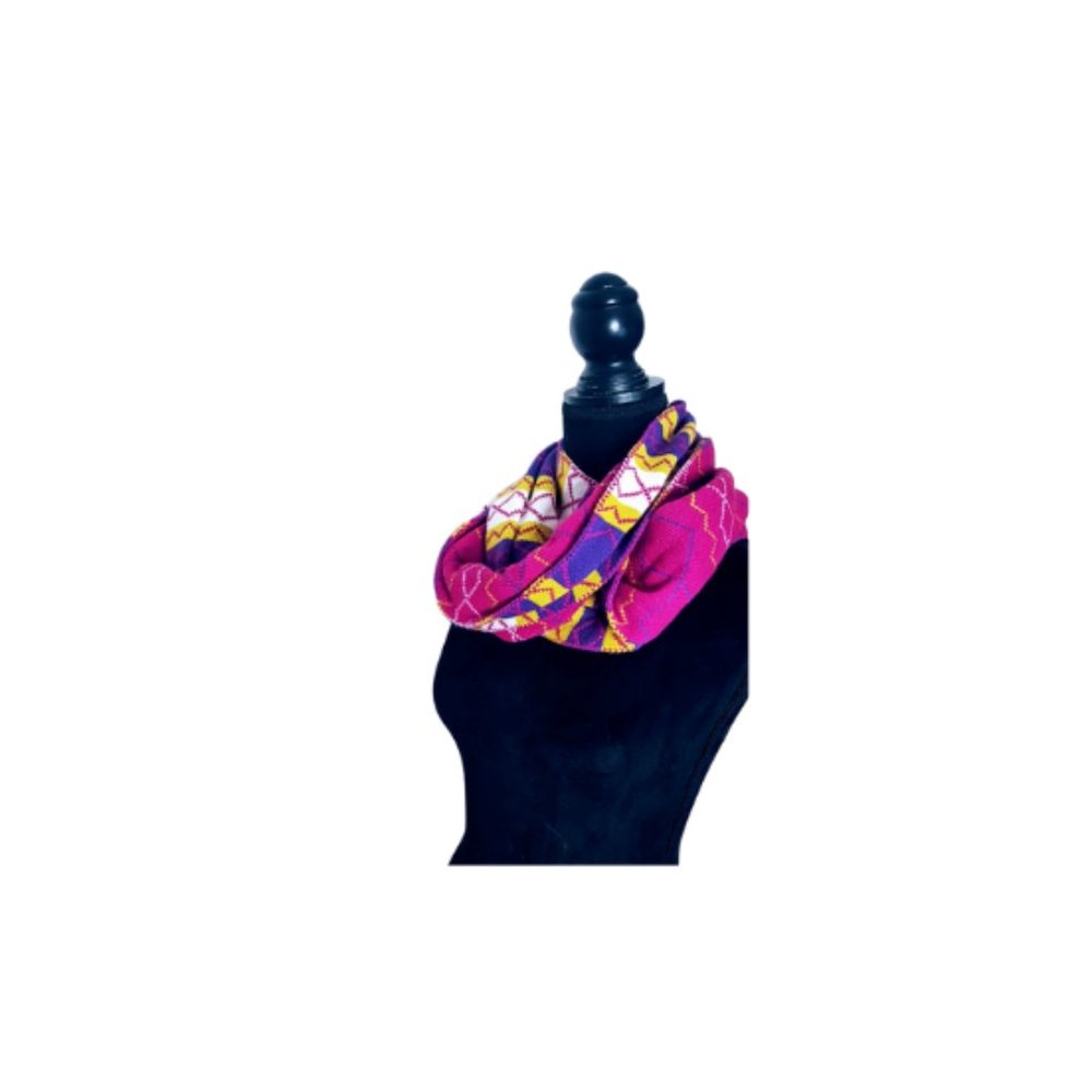 #C38 Mountain Ridge Infinity Scarf - Picture 3 of 14